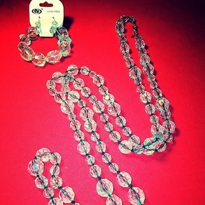 Clear chunky beaded necklace set